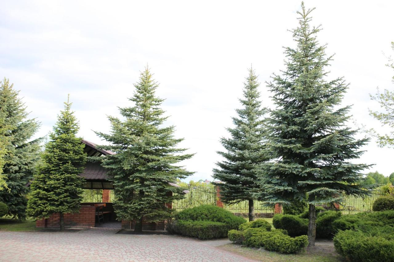 Euro Motel Lyuboml Bagian luar foto