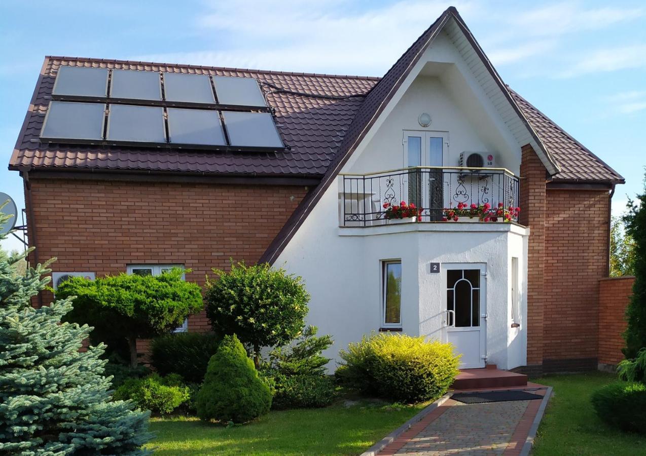 Euro Motel Lyuboml Bagian luar foto