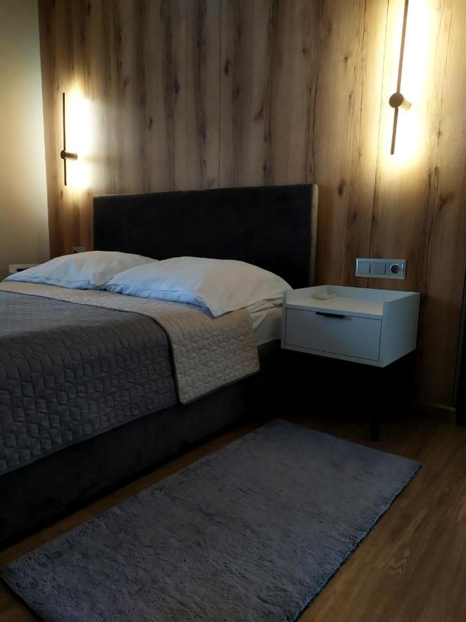 Euro Motel Lyuboml Bagian luar foto