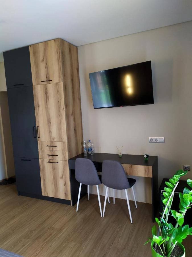 Euro Motel Lyuboml Bagian luar foto
